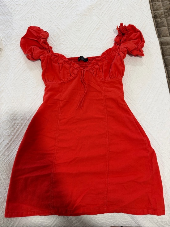 Bershka Dresses & Skirts - Bershka Red Ruched Puff-Sleeve Mini Dress